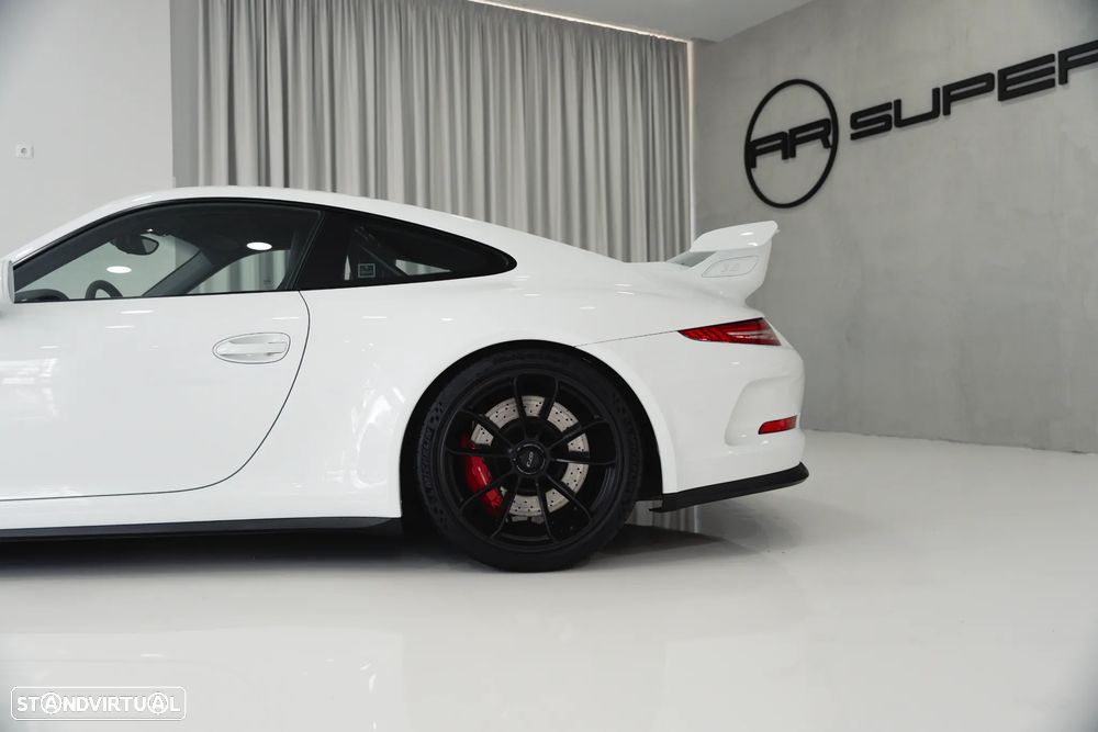 Porsche 911 Série F - 14