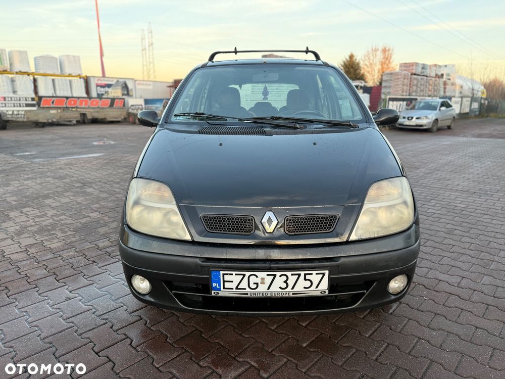 Renault Megane 1.6 Privilege - 2