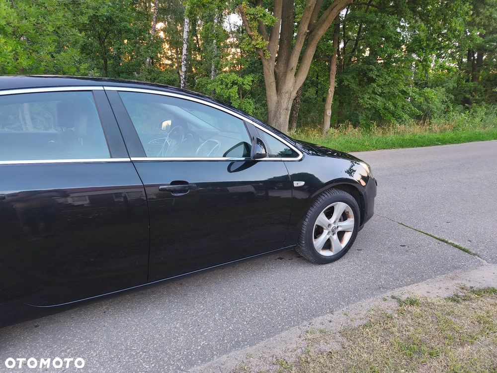 Opel Astra 1.4 T Cosmo - 3