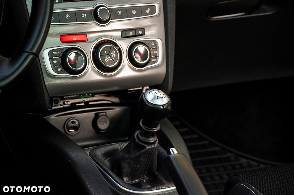 Citroën C4 BlueHDi 120 Stop&Start Business Class - 35