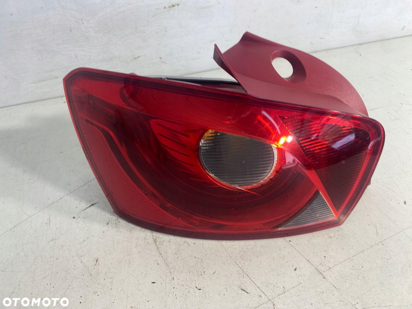LAMPA LEWY TYŁ LEWA TYLNIA SEAT IBIZA IV 6J EU - 3