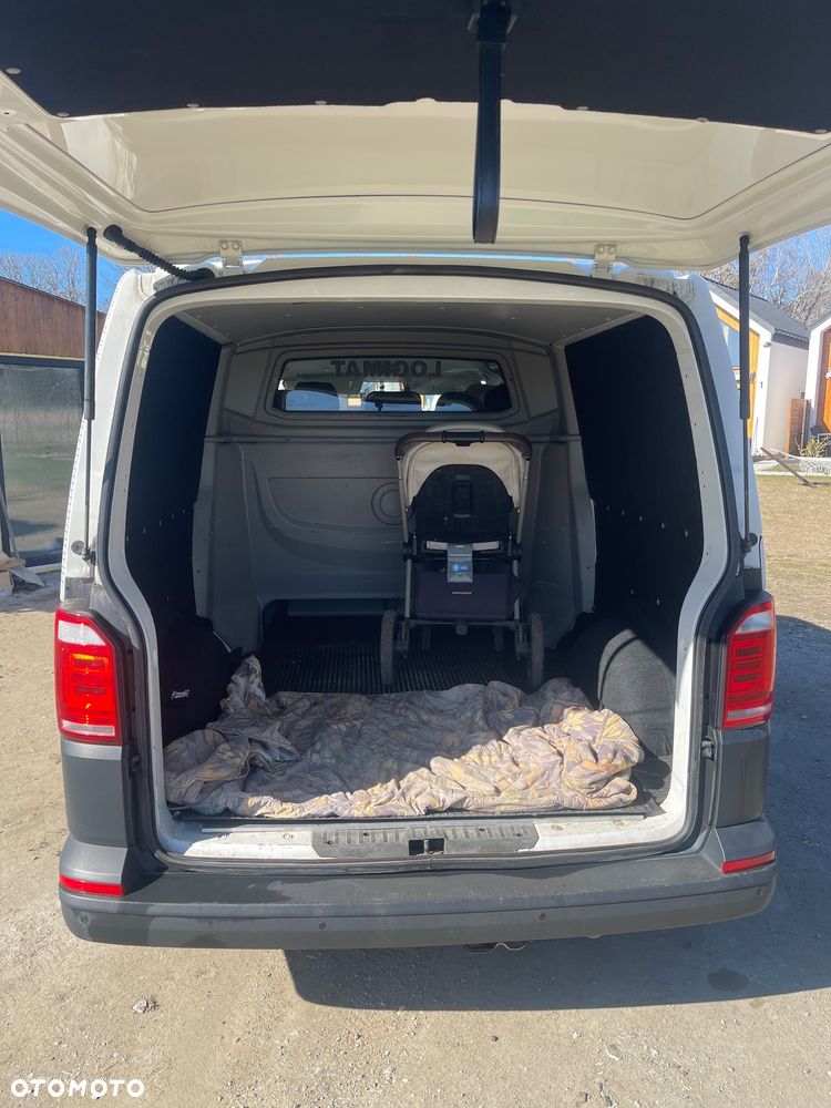 Volkswagen Transporter - 4