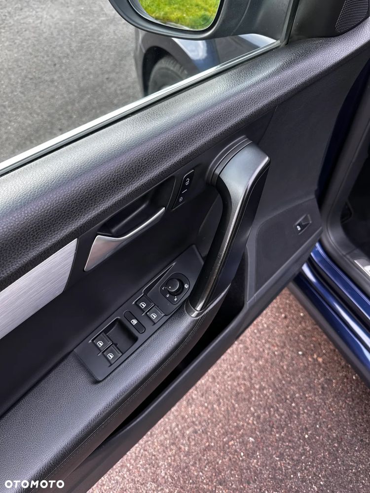 Volkswagen Passat 2.0 TDI Highline R-Style DSG - 18