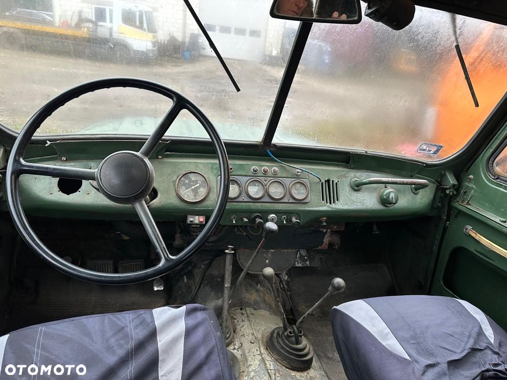 Uaz 469 B - 6