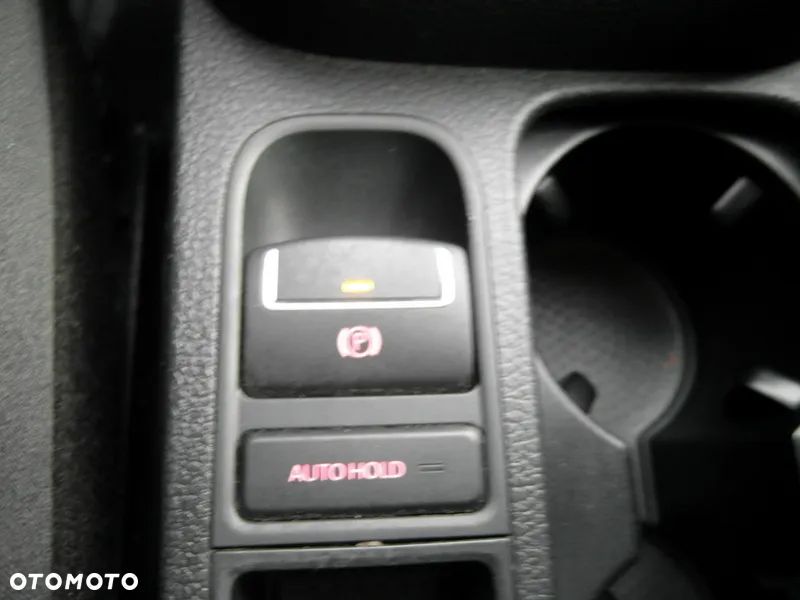 Volkswagen Sharan 2.0 TDI Comfortline - 34