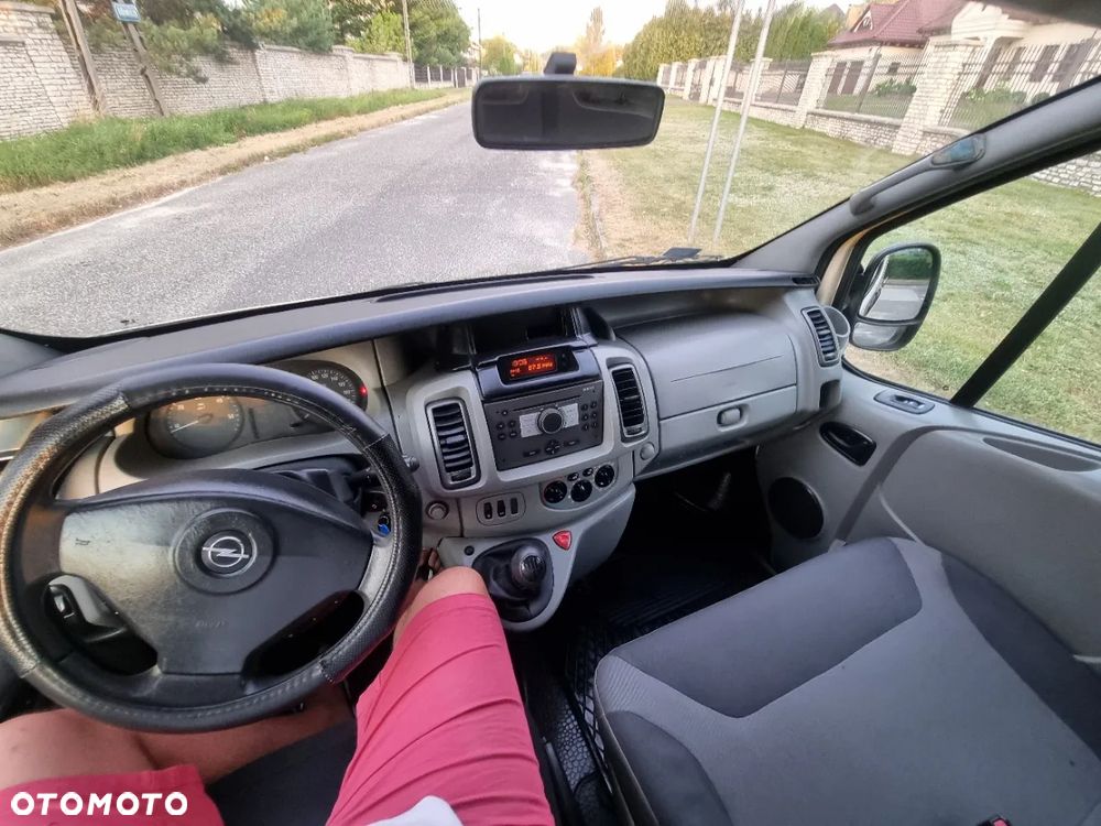 Opel Vivaro - 27