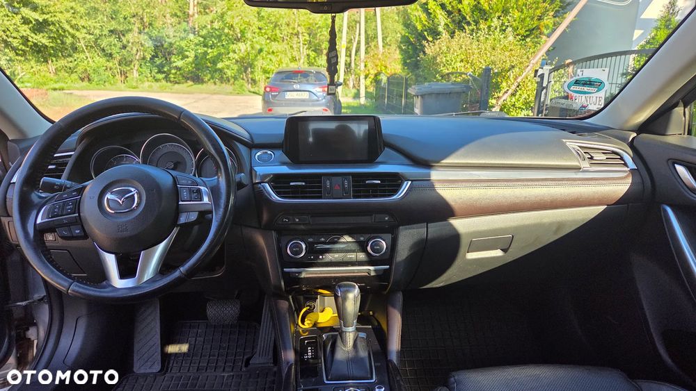 Mazda 6 - 10