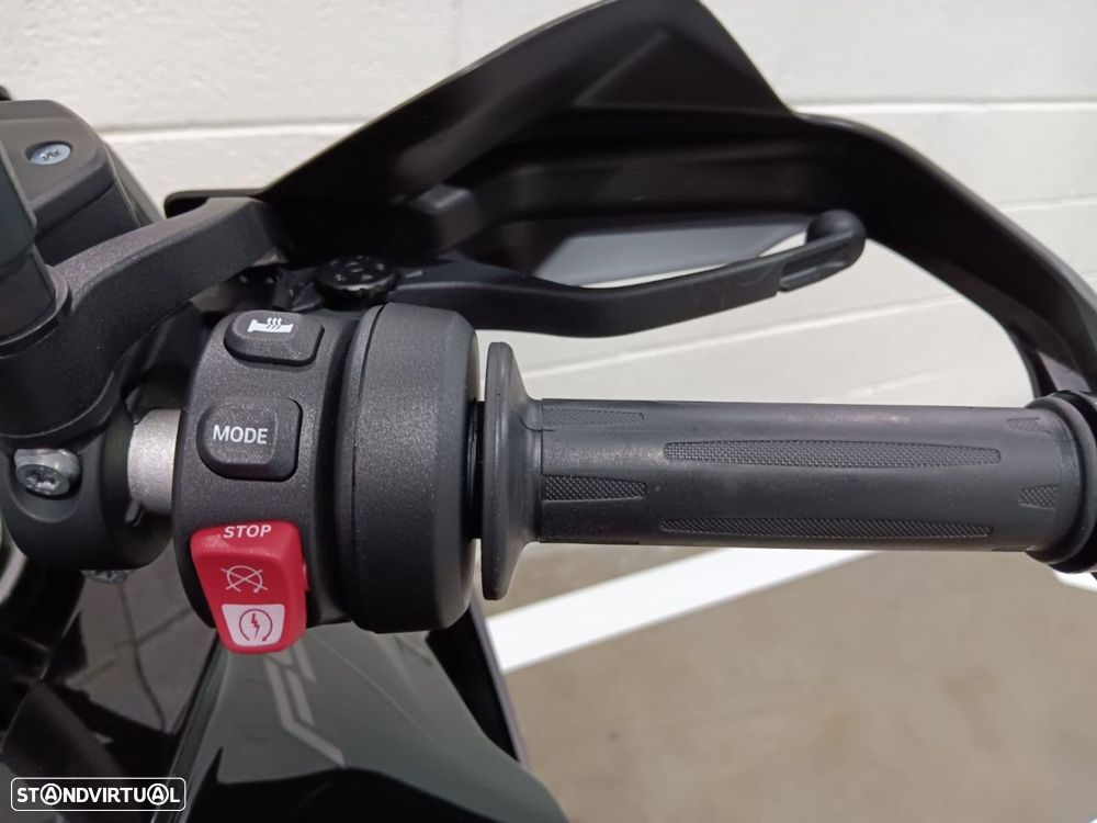 BMW F 900 XR 900XR - 8