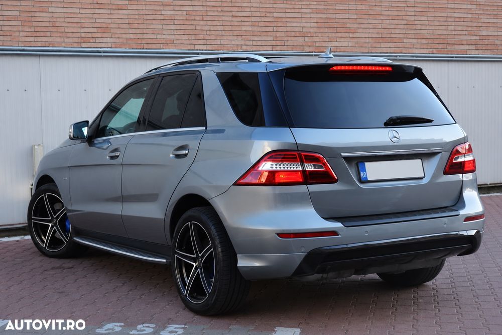 Mercedes-Benz ML - 9