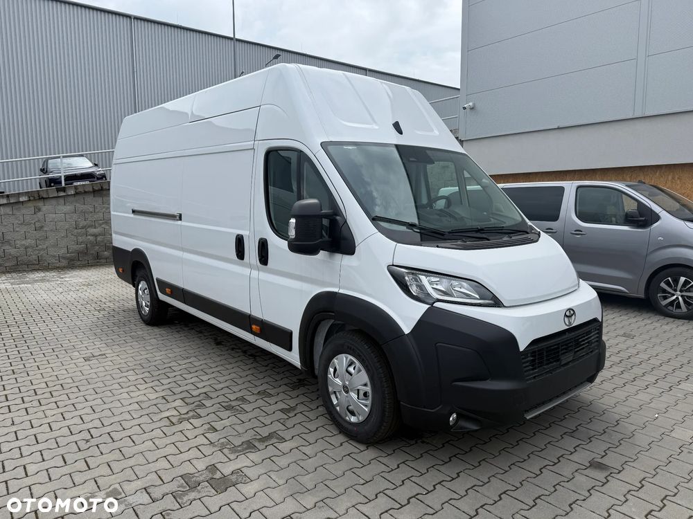 Toyota Proace MAX - 2