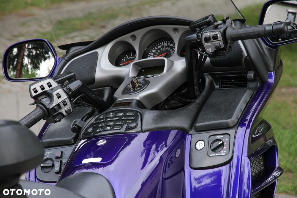 Honda GL - 11