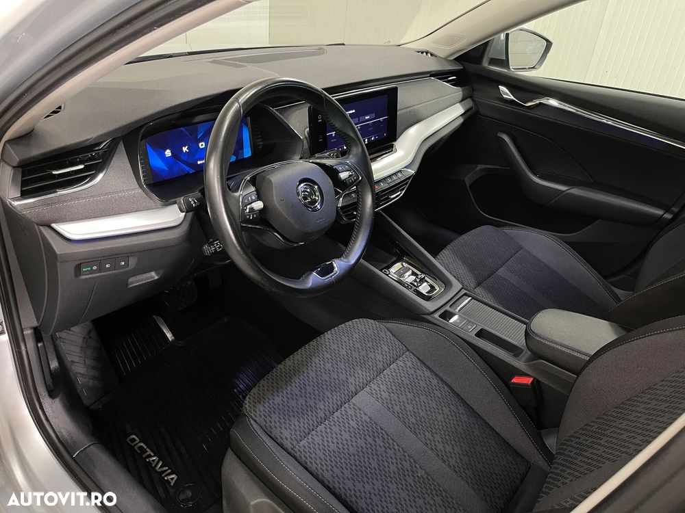 Skoda Octavia 2.0 TDI DSG Style - 6