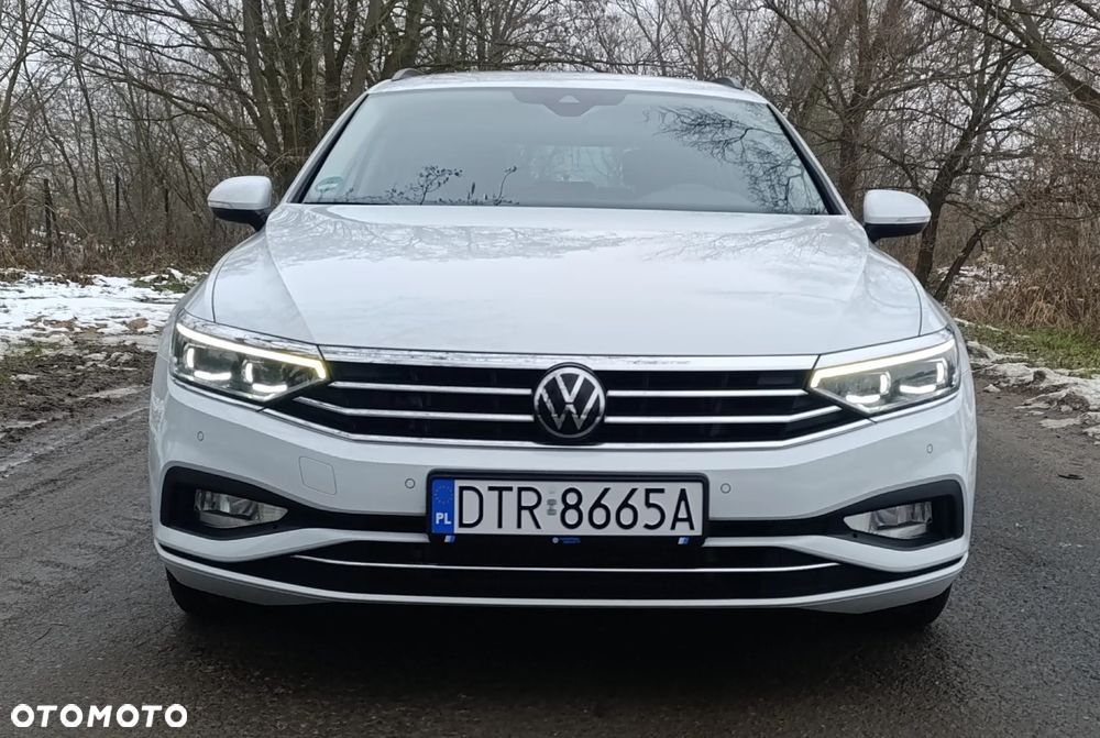 Volkswagen Passat 2.0 TDI Business DSG - 32