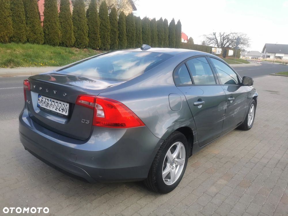 Volvo S60 D3 Geartronic Momentum - 6