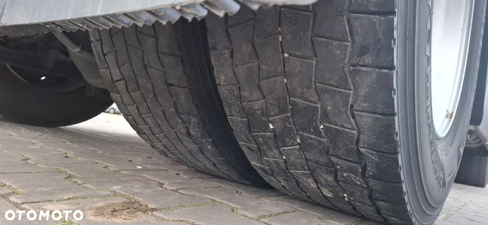 Mercedes-Benz 1843 - 11