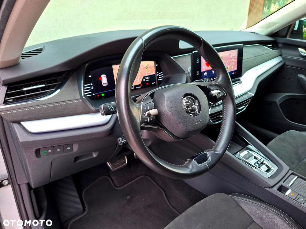 Skoda Octavia 2.0 TDI DSG Style - 35