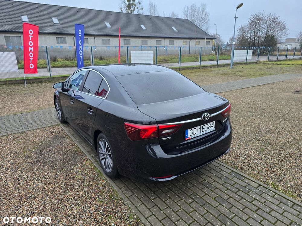 Toyota Avensis 2.0 Prestige NAVI MS - 9