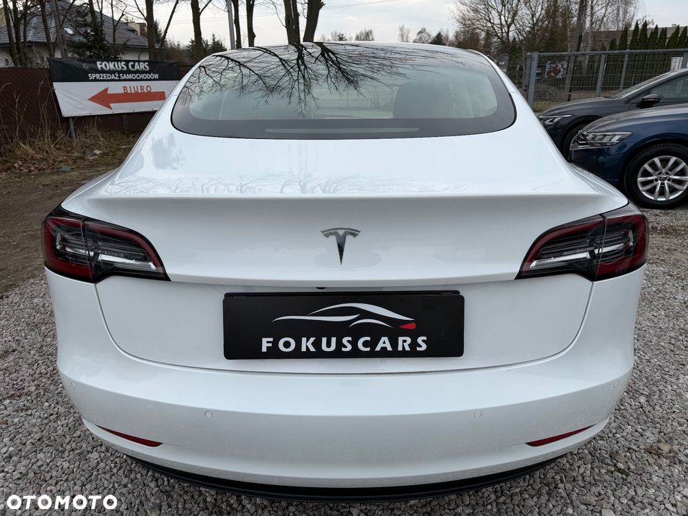 Tesla Model 3 RWD - 8