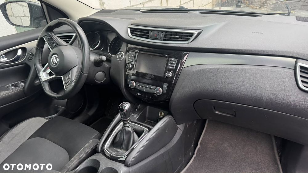 Nissan Qashqai - 16