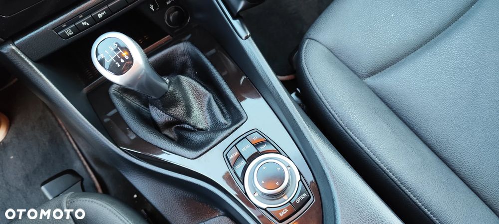 BMW X1 sDrive16d Sport Line - 21