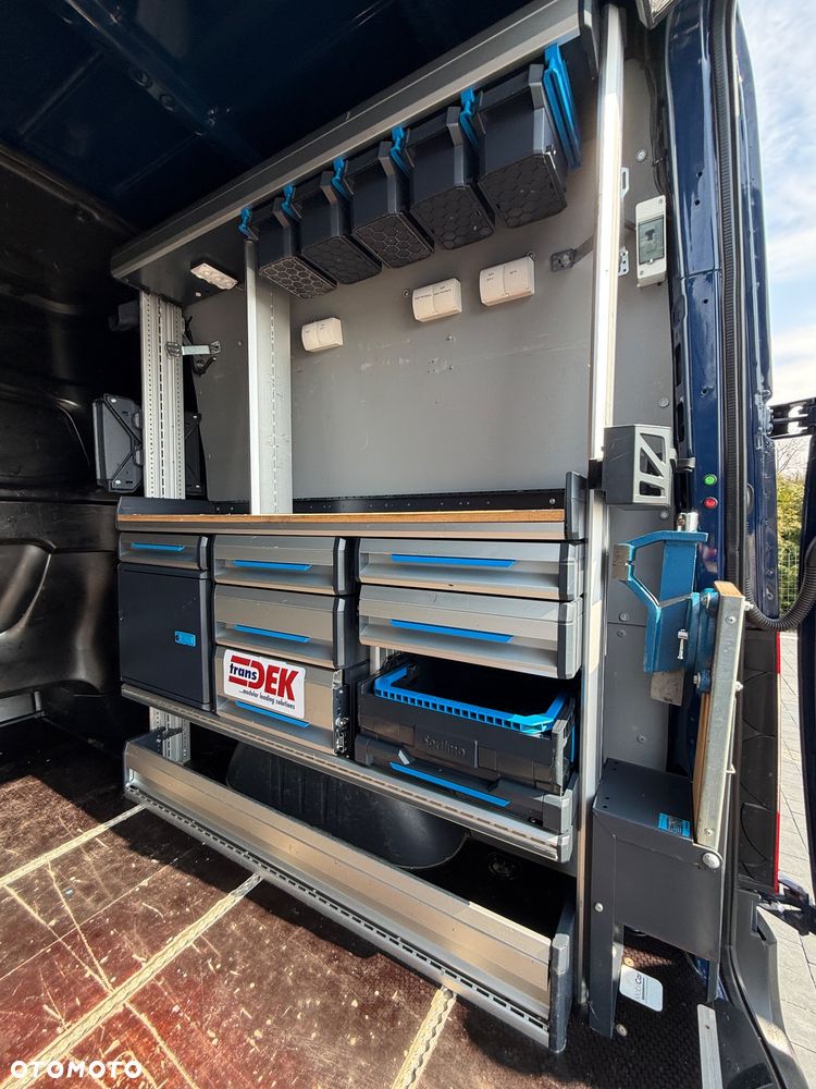 Mercedes-Benz SPRINTER MULTICAB - 22