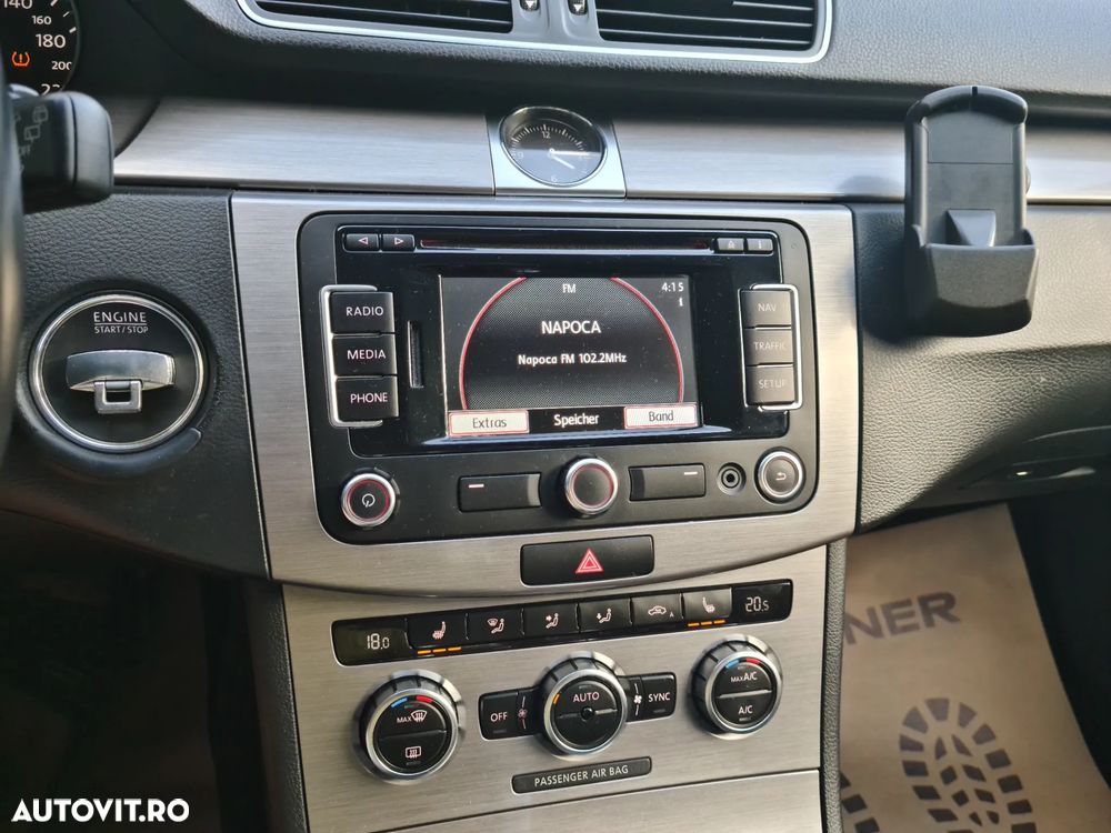 Volkswagen Passat Variant 2.0 TDI DSG BlueMotion Technology Comfortline - 25