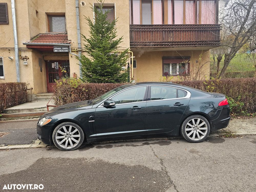 Jaguar XF 2.7D Premium Luxury - 2