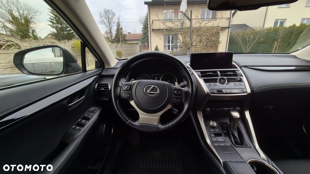 Lexus NX 300 Business Edition AWD - 8