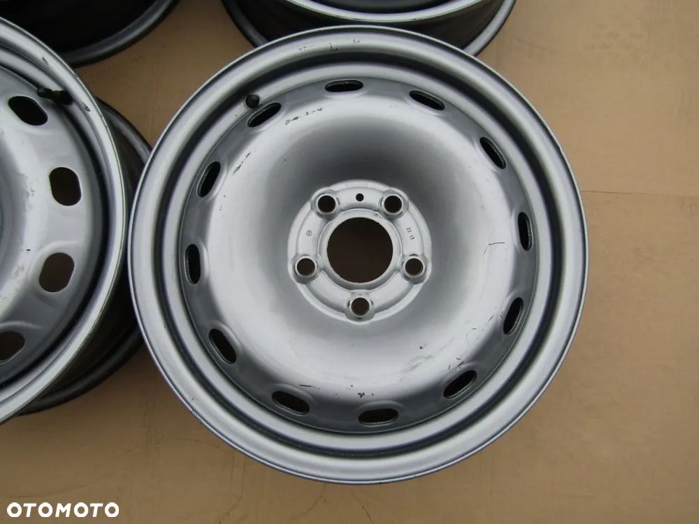 4x Felgi 16 Renault Trafic III Opel Vivaro II 6j 5x114,3 ET50 - 9
