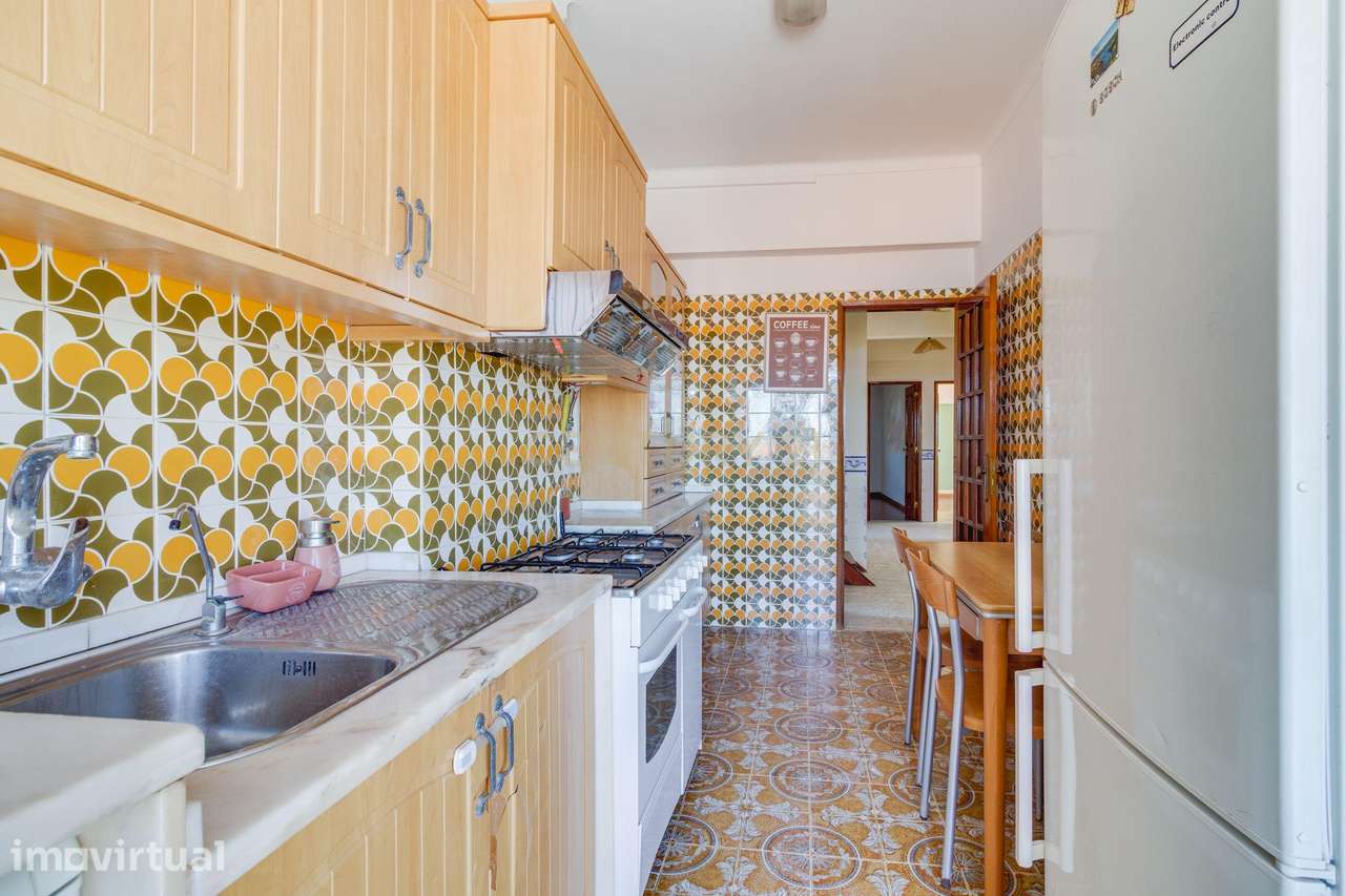 Apartamento T3 em Corroios com Varanda - Grande imagem: 2/30