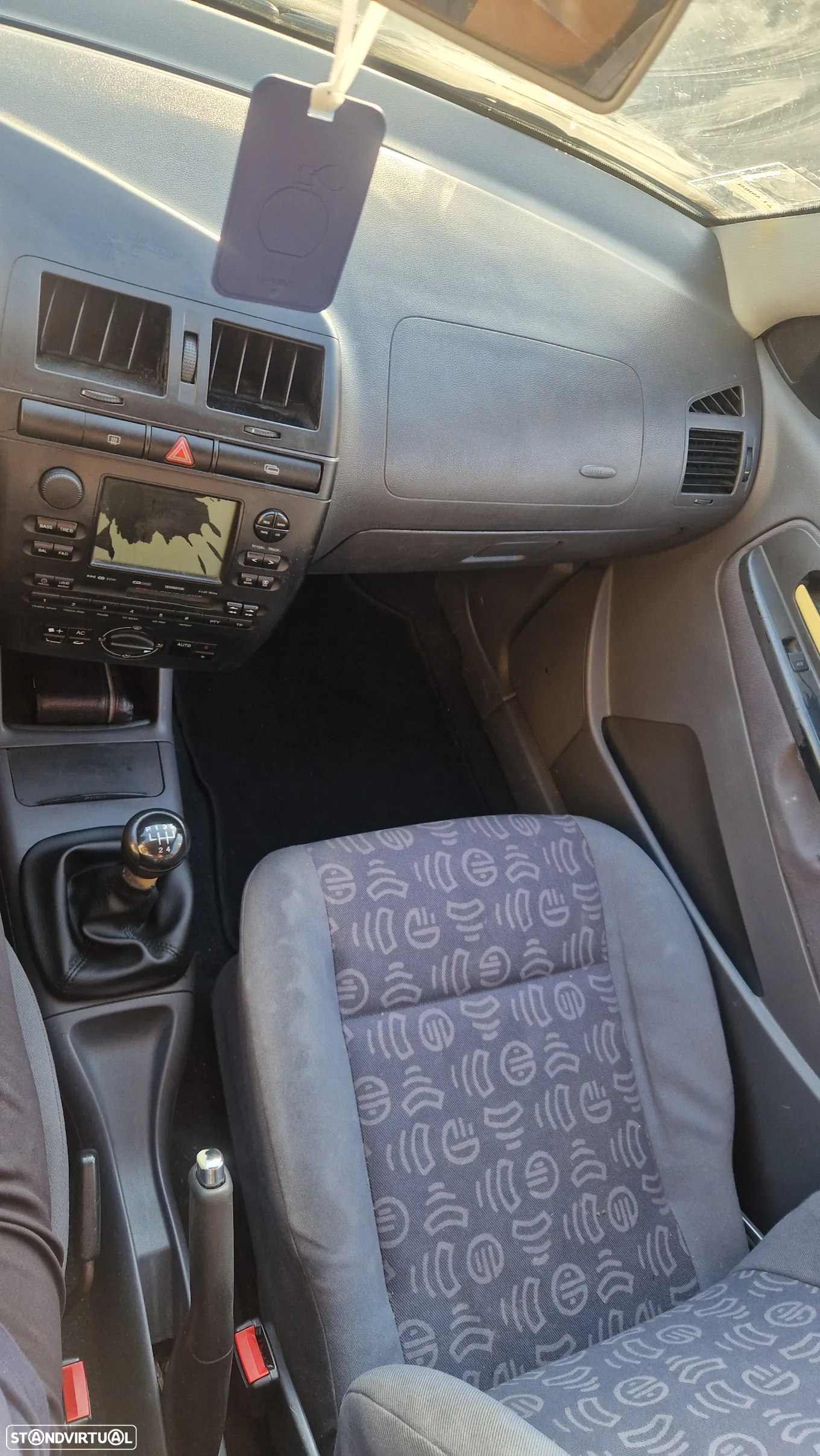 SEAT Ibiza - 5