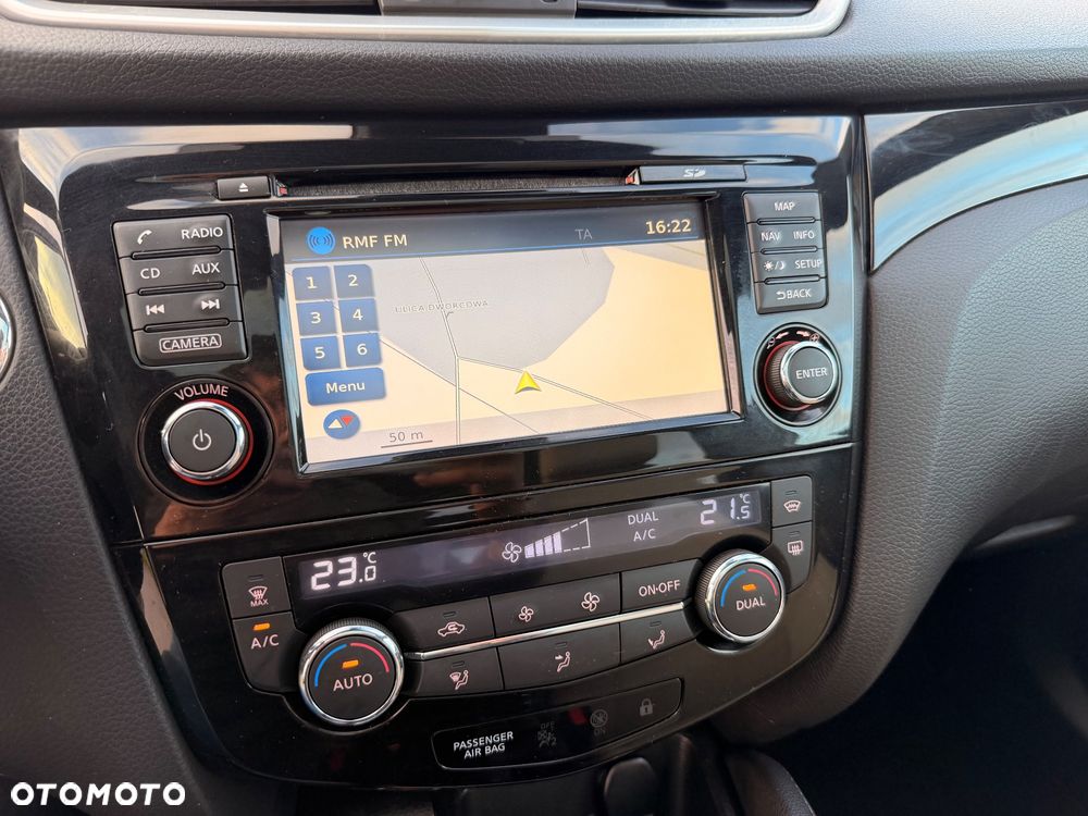 Nissan Qashqai 1.6 DCi Tekna+ - 25