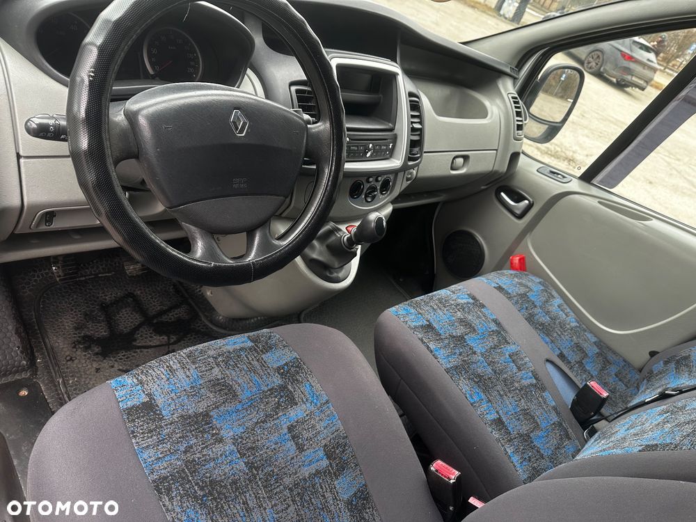 Renault Trafic - 10