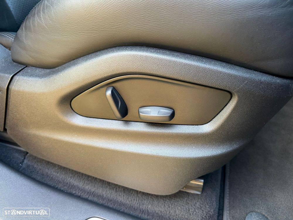 Porsche Cayenne Coupé E-Hybrid Tiptronic S - 26
