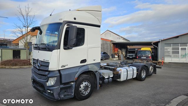 Mercedes-Benz ACTROS 2542 - 2