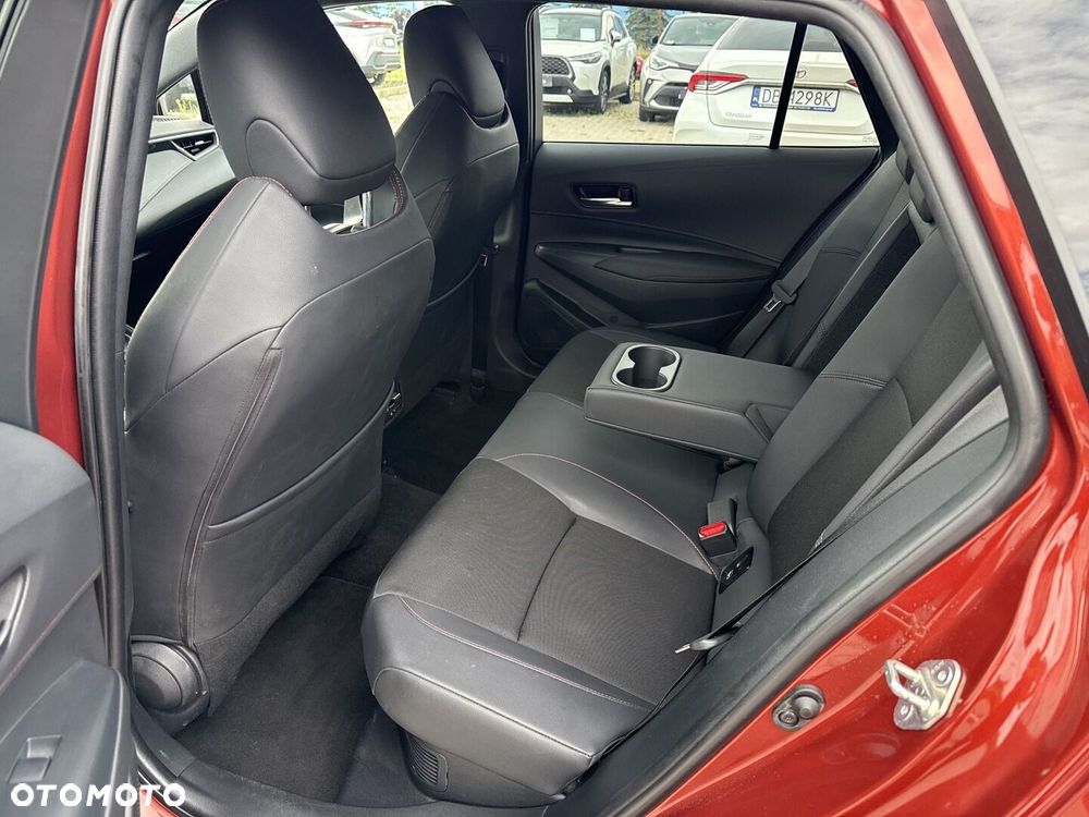 Toyota Corolla - 23