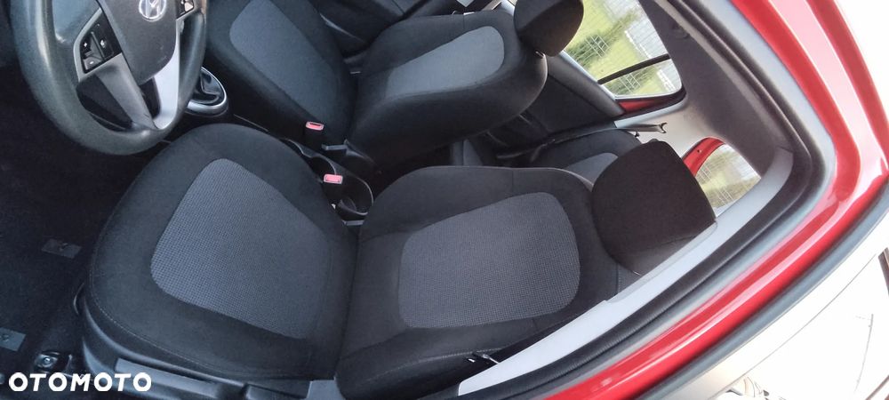 Hyundai i20 1.2 Fifa World Cup Edition - 25