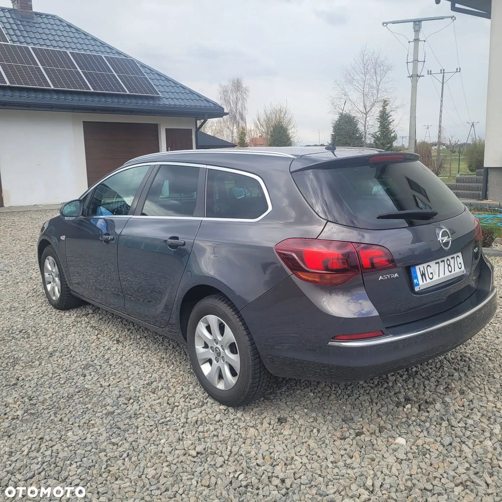 Opel Astra 1.6 CDTI Cosmo - 12
