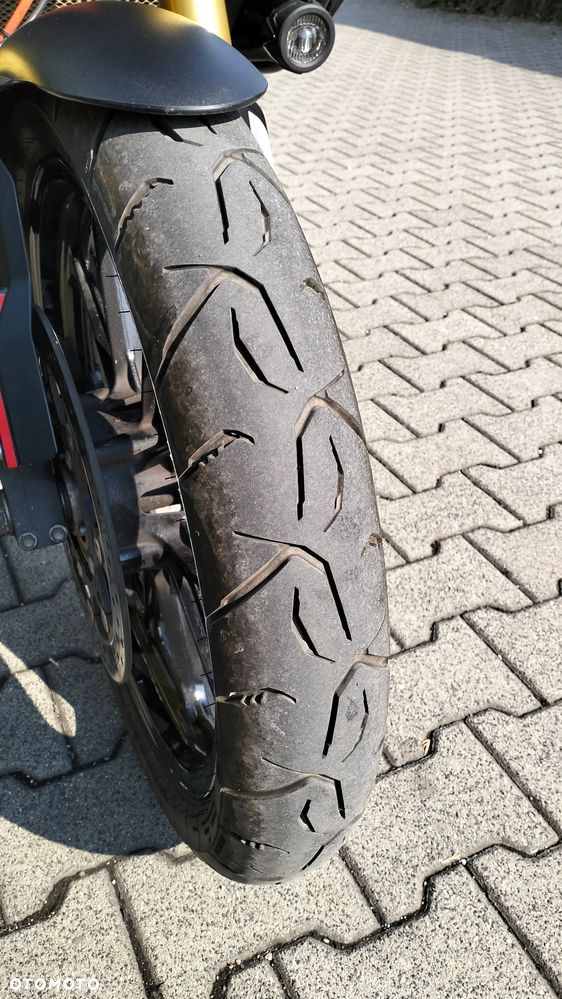 Suzuki V-STROM - 14