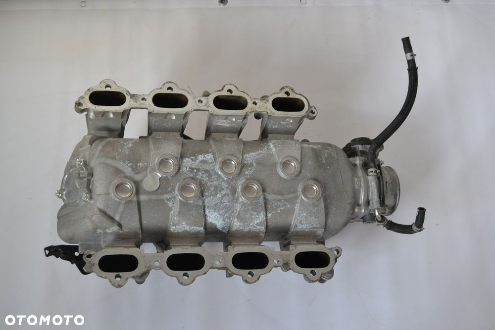 Lexus LC 500 kolektor ssący 22030-38050 - 3