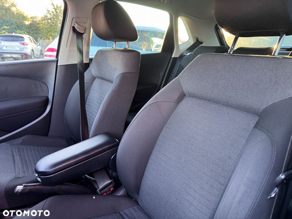 Volkswagen Polo 1.6 TDI Comfortline - 14