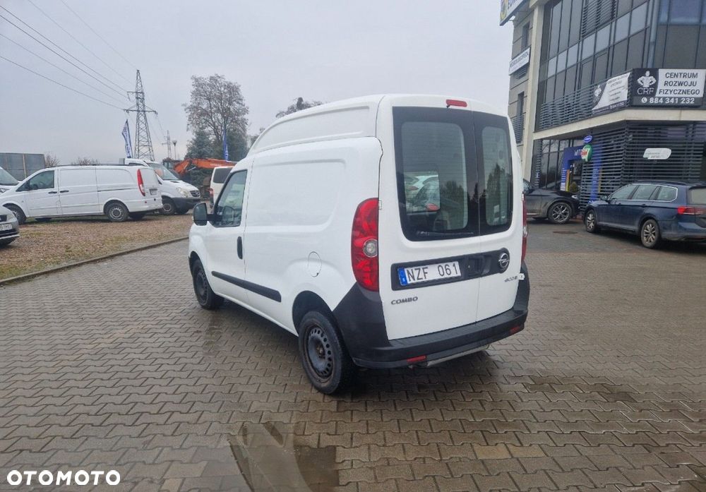Opel COMBO - 6