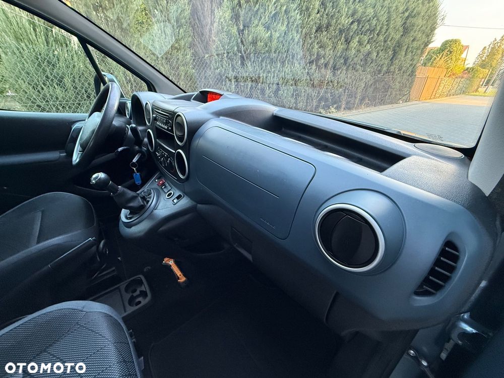 Peugeot Partner 110 Family - 26
