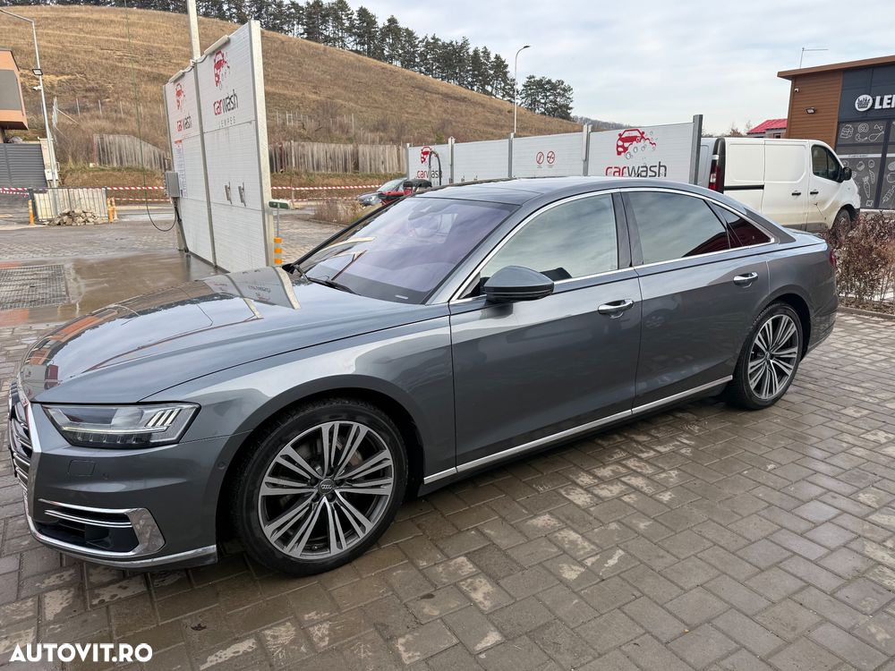 Audi A8 - 11