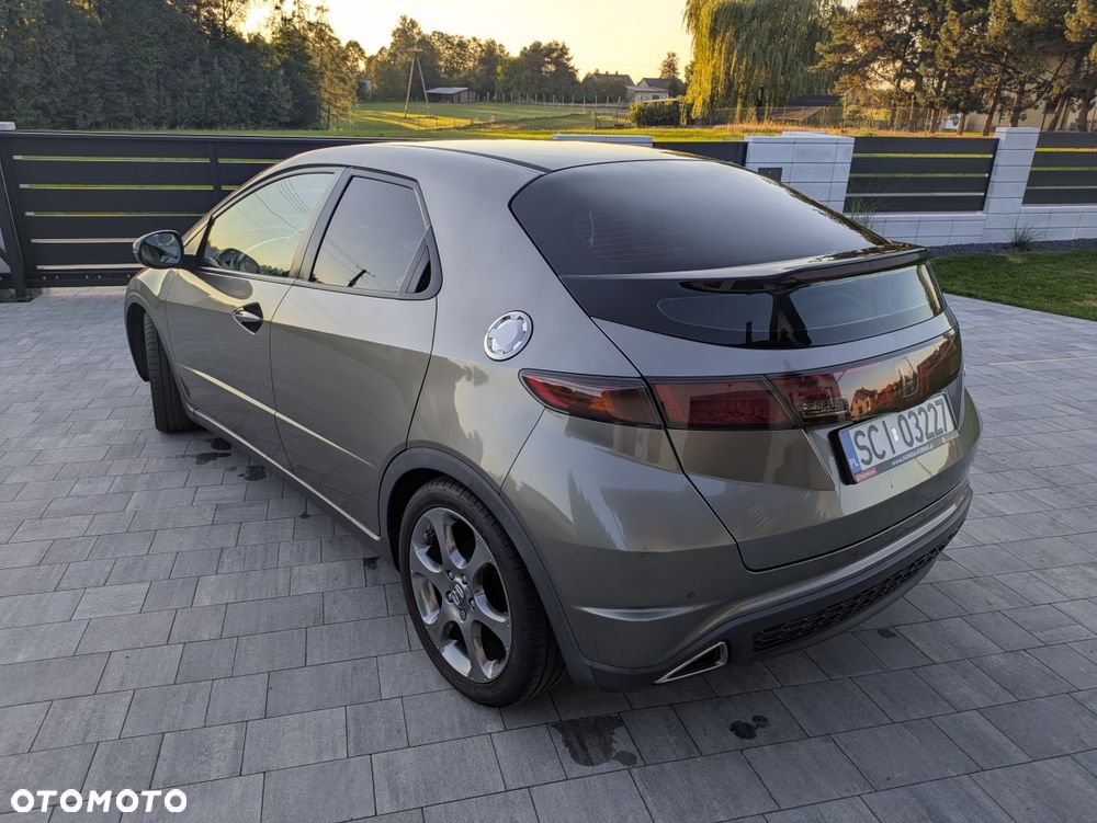 Honda Civic - 4