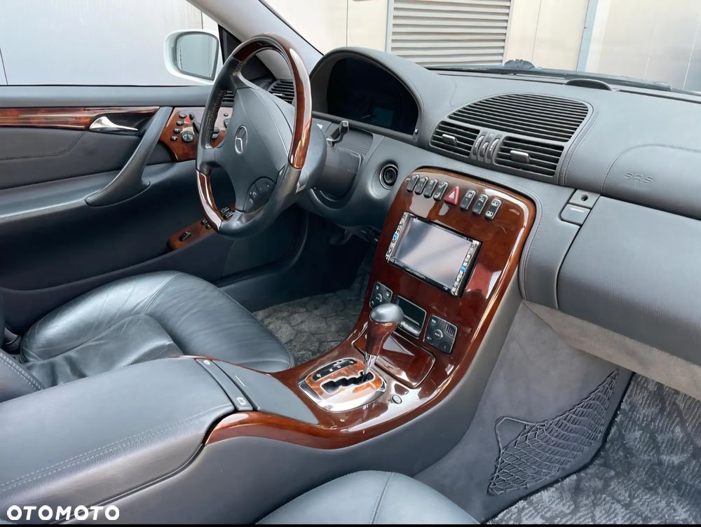 Mercedes-Benz CL 500 - 21