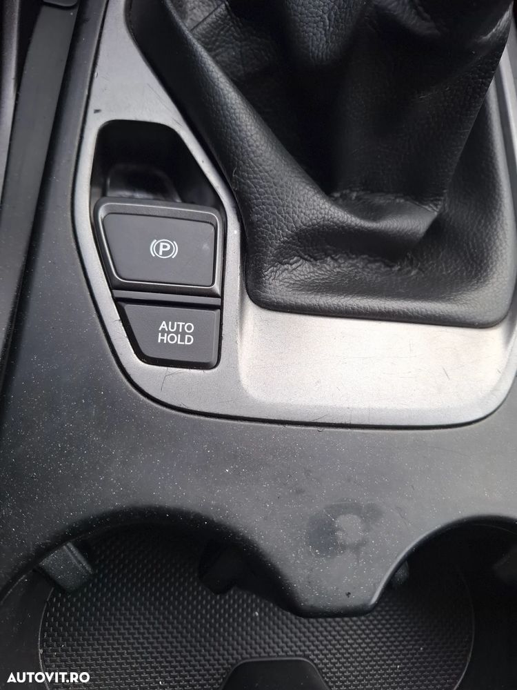 Hyundai Santa Fe 2.0 CRDI 2WD Premium - 18