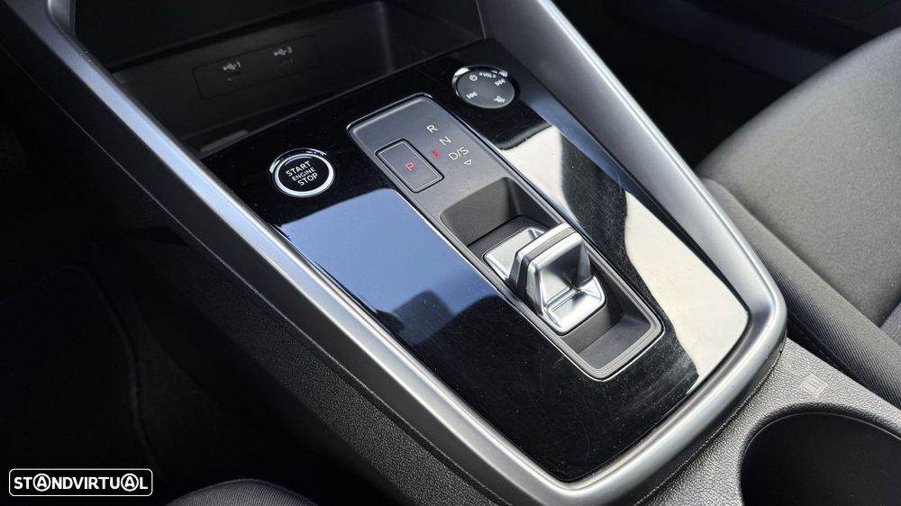 Audi A3 Limousine 30 TDI S line S tronic - 24