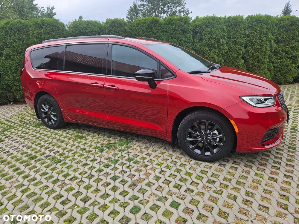 Chrysler Pacifica - 9