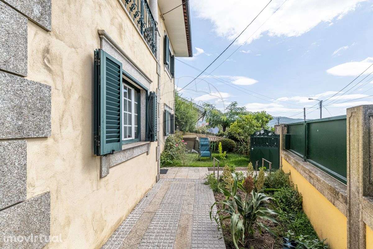 Moradia T5 para venda - Grande imagem: 2/36